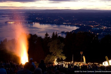 bilder vom sonnenwendfest auf dem pfaender11 20080312 1437589641